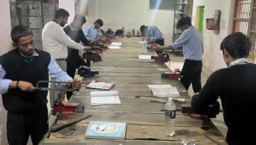 <span>Trade</span>Fitter
